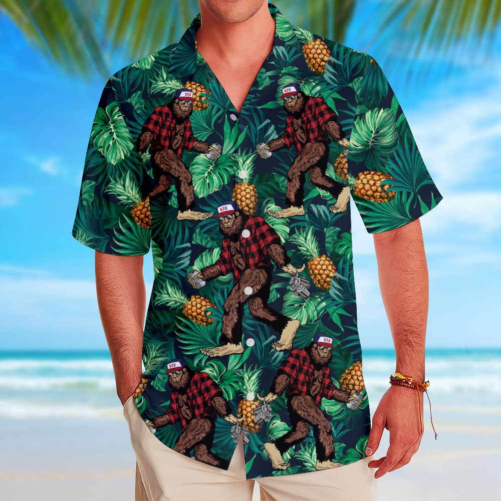 Pineapple Bigfoot Jungle Vibes